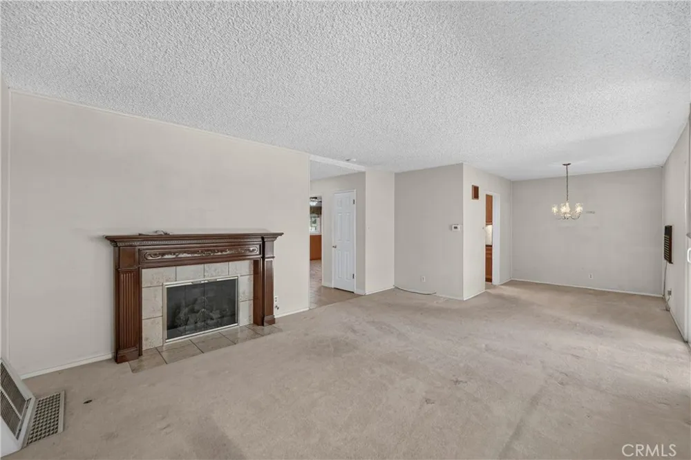 742 Irving Burbank, CA 91504