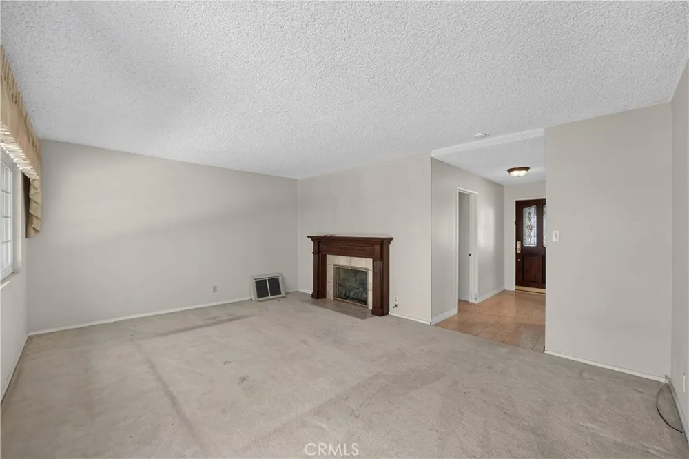 742 Irving Burbank, CA 91504