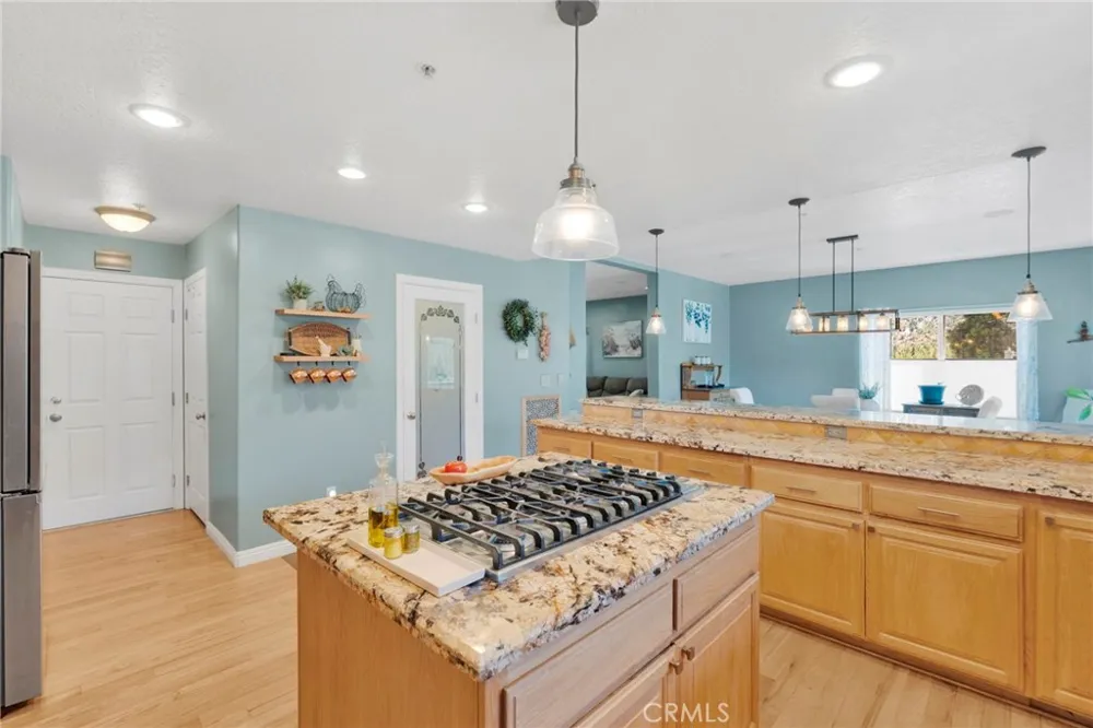 6284 Apple Vista Wrightwood, CA 92397