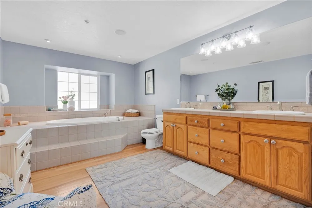 6284 Apple Vista Wrightwood, CA 92397