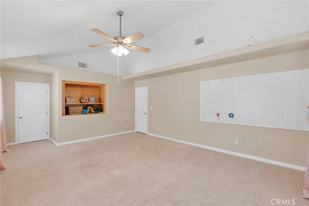 6284 Apple Vista Wrightwood, CA 92397
