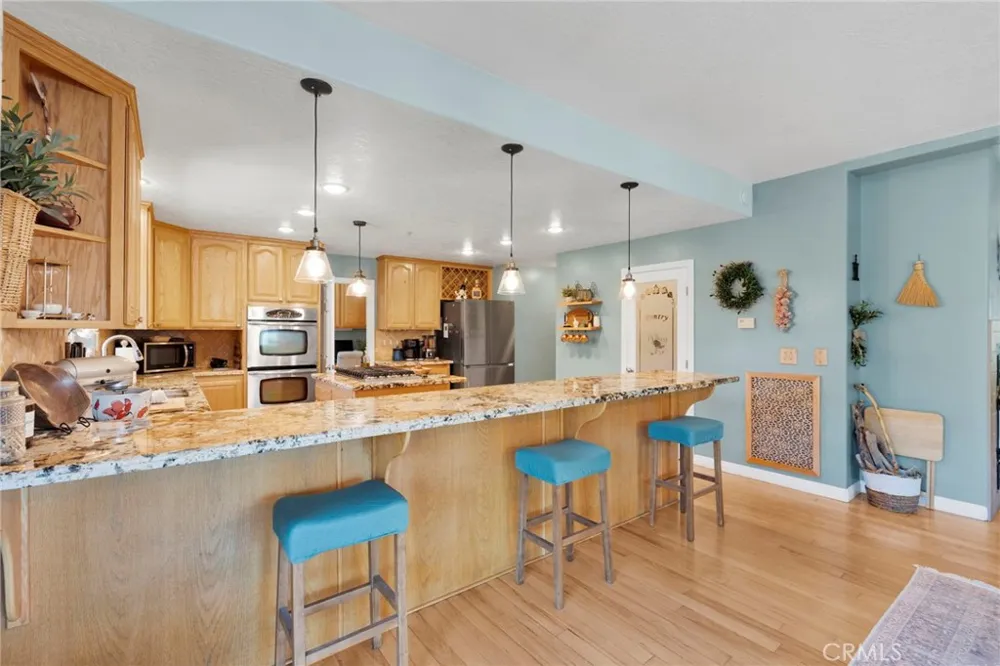 6284 Apple Vista Wrightwood, CA 92397