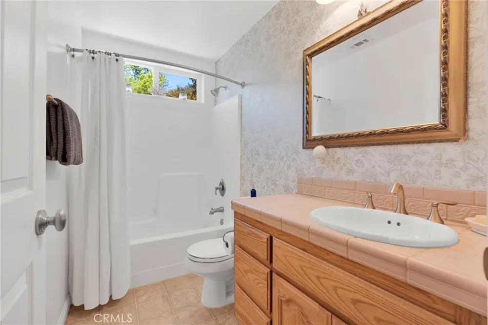 6284 Apple Vista Wrightwood, CA 92397