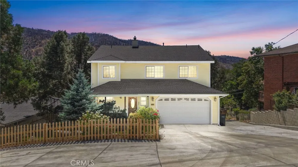 6284 Apple Vista Wrightwood, CA 92397