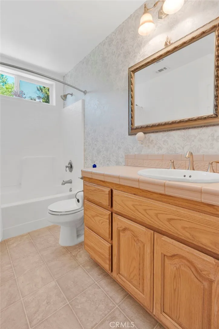 6284 Apple Vista Wrightwood, CA 92397