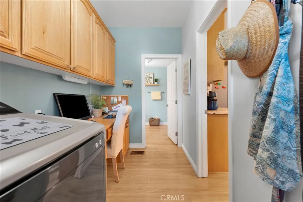 6284 Apple Vista Wrightwood, CA 92397
