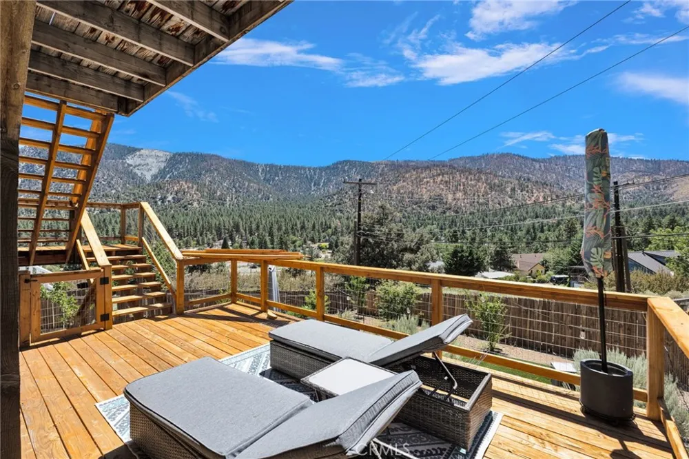 6284 Apple Vista Wrightwood, CA 92397