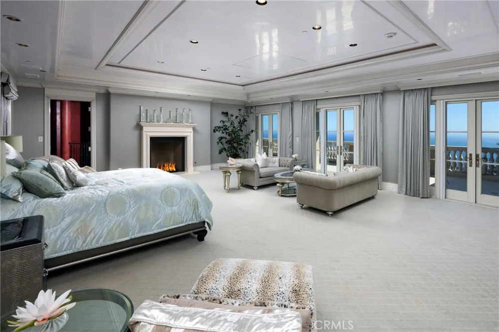 23 Pelican Vista Newport Coast, CA 92657