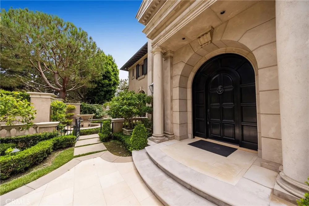 23 Pelican Vista Newport Coast, CA 92657