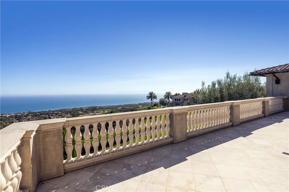 23 Pelican Vista Newport Coast, CA 92657