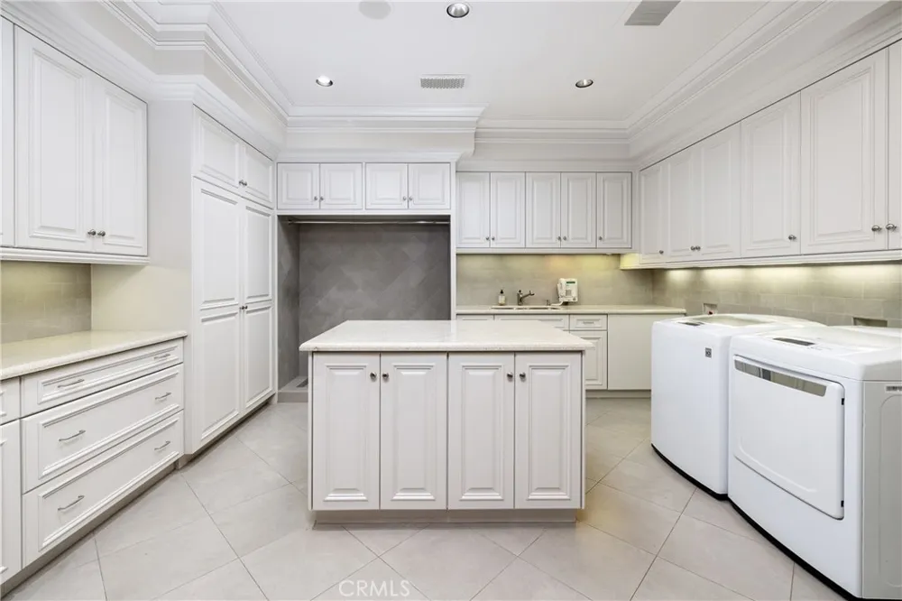 23 Pelican Vista Newport Coast, CA 92657