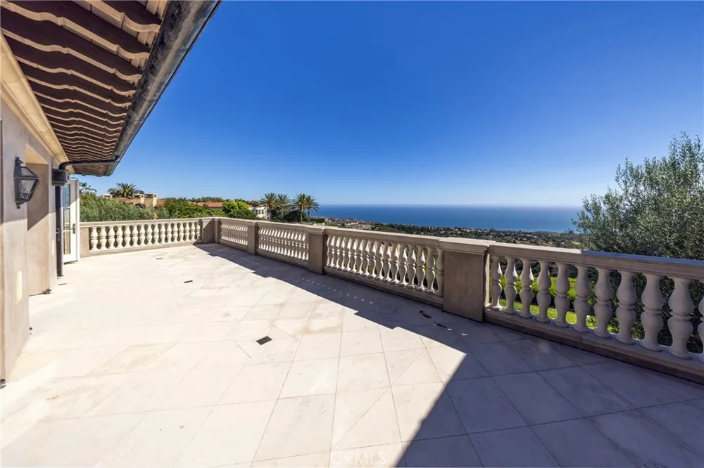 23 Pelican Vista Newport Coast, CA 92657
