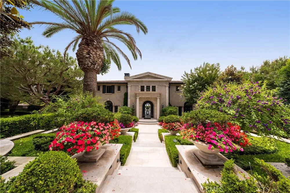 23 Pelican Vista Newport Coast, CA 92657