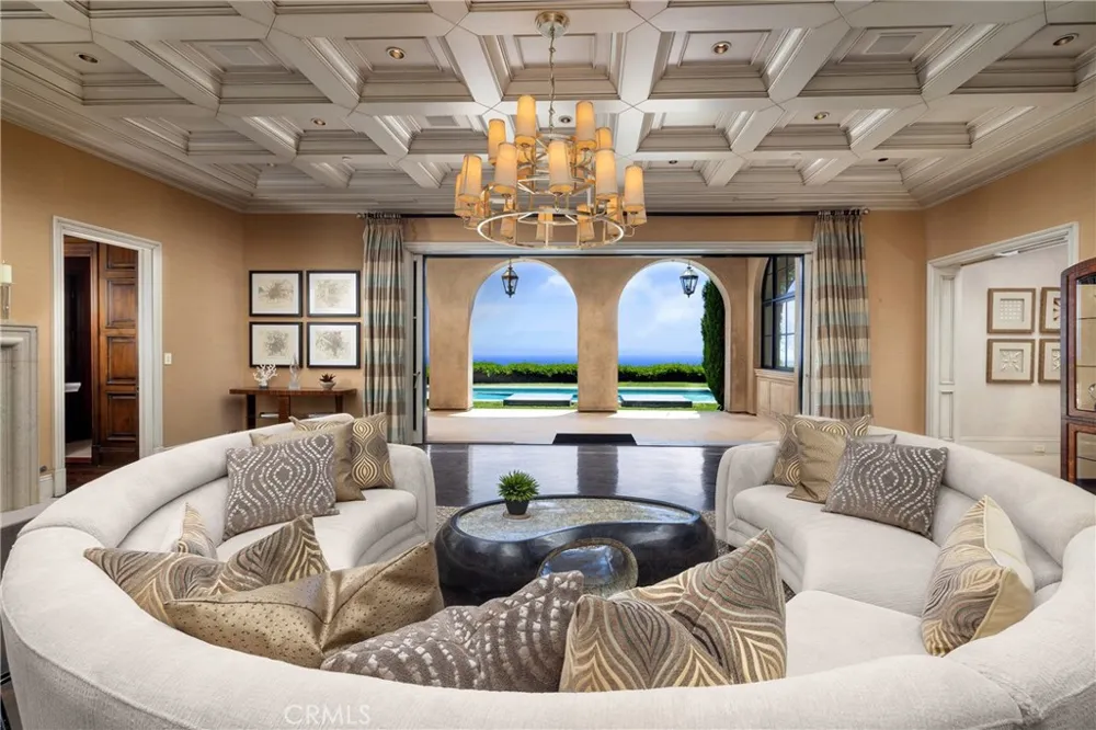 23 Pelican Vista Newport Coast, CA 92657