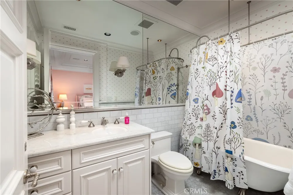 23 Pelican Vista Newport Coast, CA 92657
