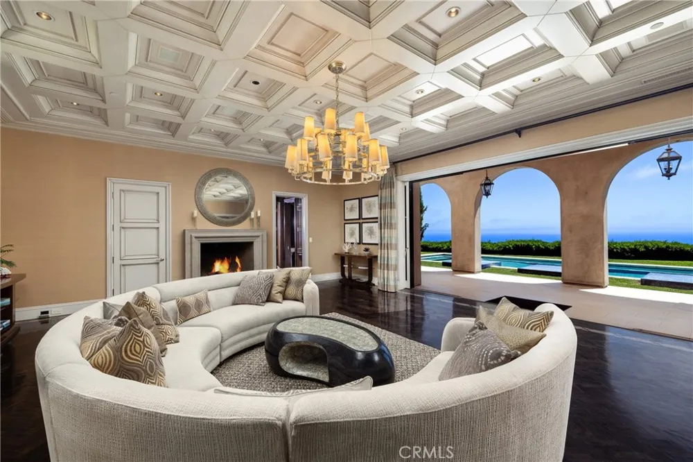 23 Pelican Vista Newport Coast, CA 92657