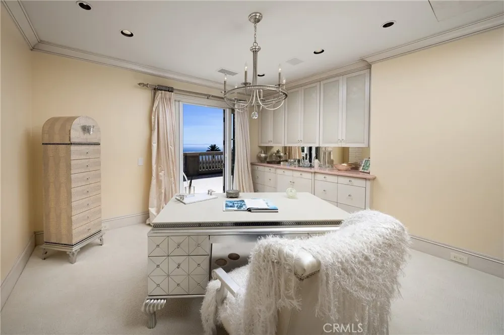 23 Pelican Vista Newport Coast, CA 92657