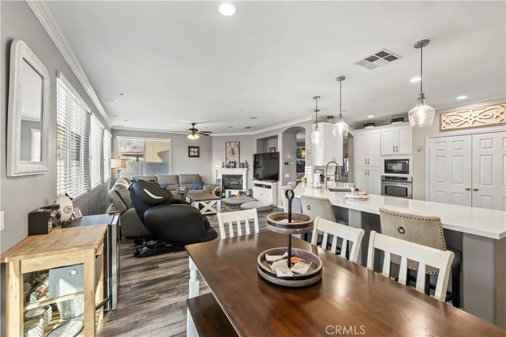 1551 Rose Arbor Court Redlands, CA 92374