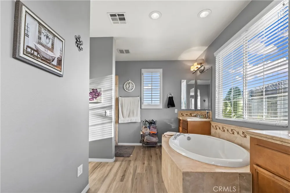 1551 Rose Arbor Court Redlands, CA 92374