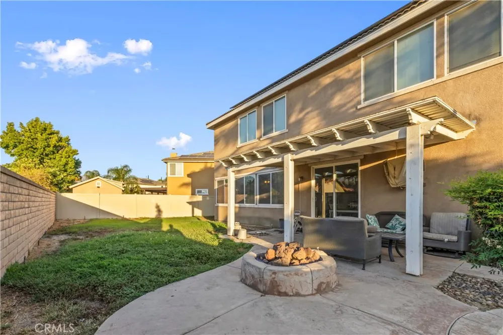 1551 Rose Arbor Court Redlands, CA 92374