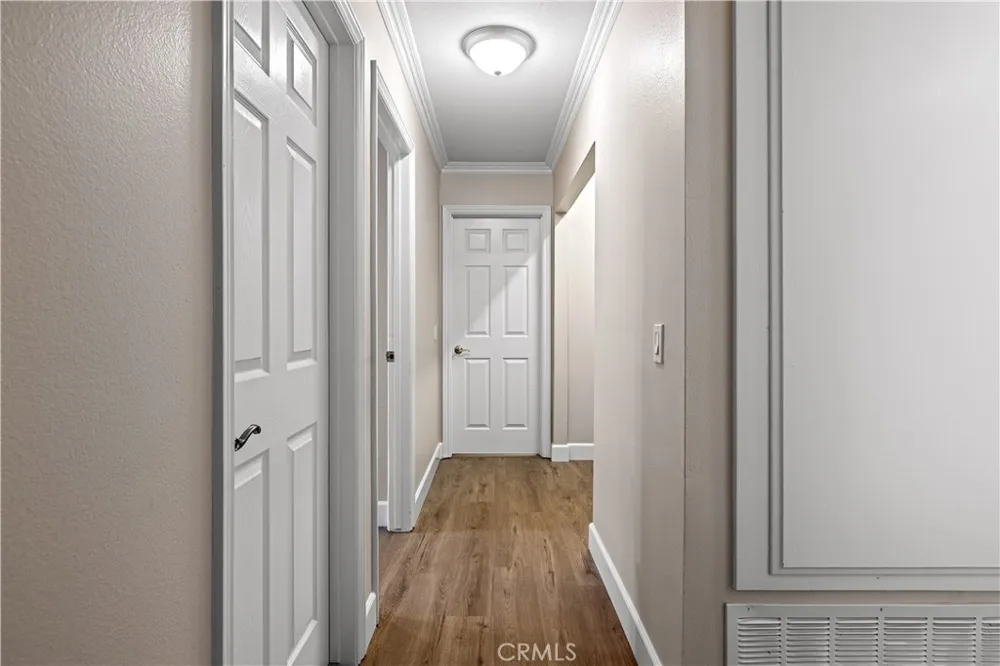 4832 Chamber La Verne, CA 91750