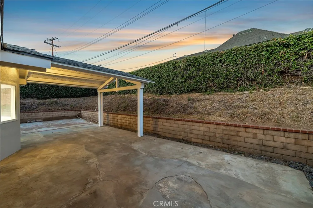 4832 Chamber La Verne, CA 91750