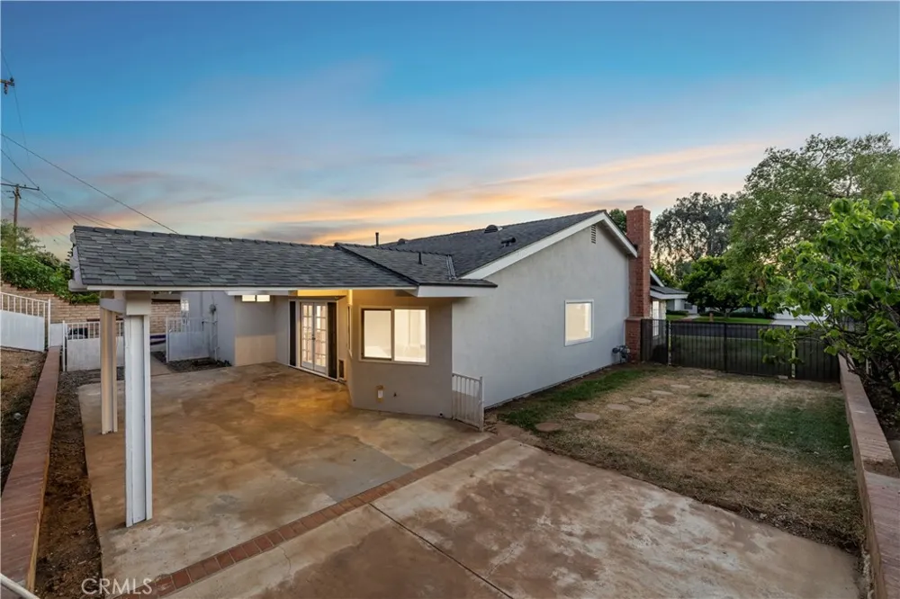 4832 Chamber La Verne, CA 91750