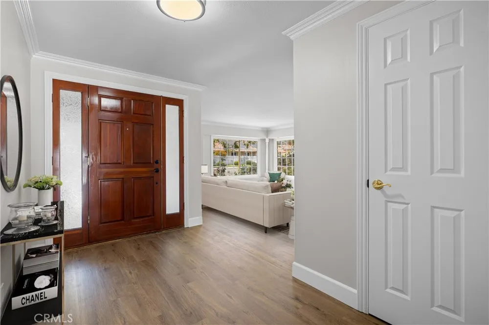 4832 Chamber La Verne, CA 91750
