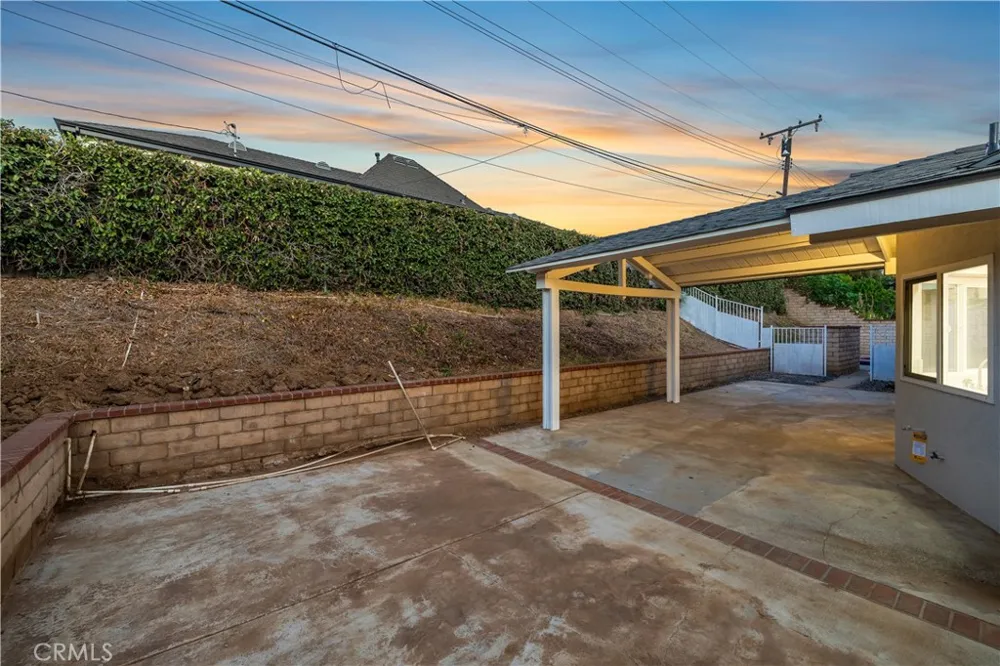 4832 Chamber La Verne, CA 91750