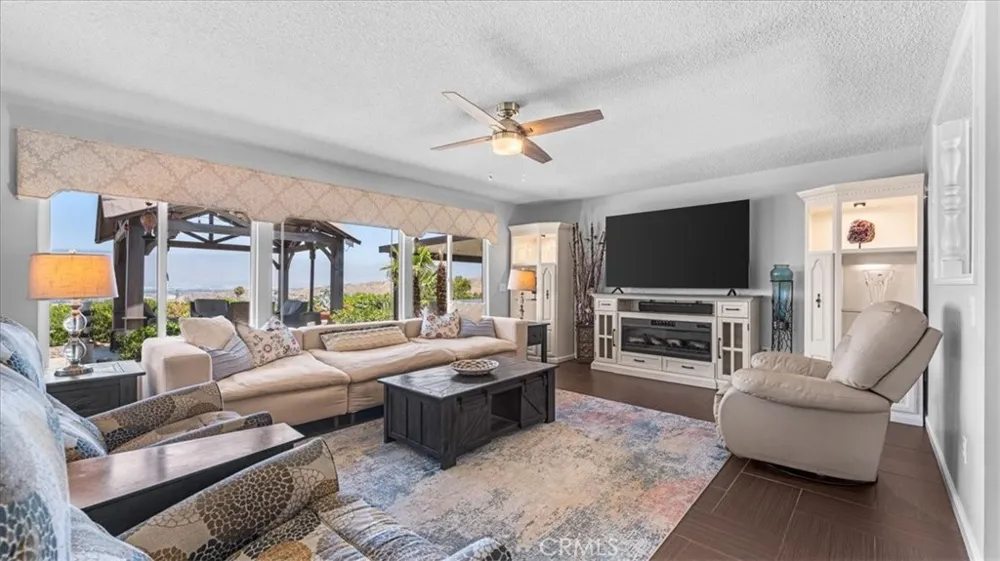 23335 Westwood Street Grand Terrace, CA 92313