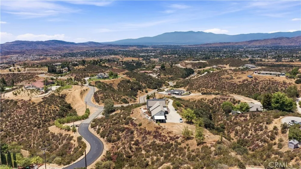 37550 Marondi Calimesa, CA 92320