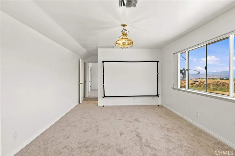37550 Marondi Calimesa, CA 92320