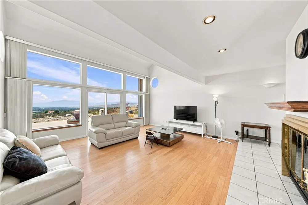 37550 Marondi Calimesa, CA 92320