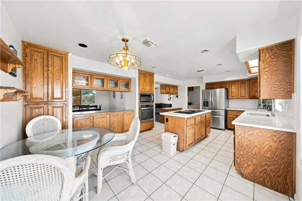 37550 Marondi Calimesa, CA 92320