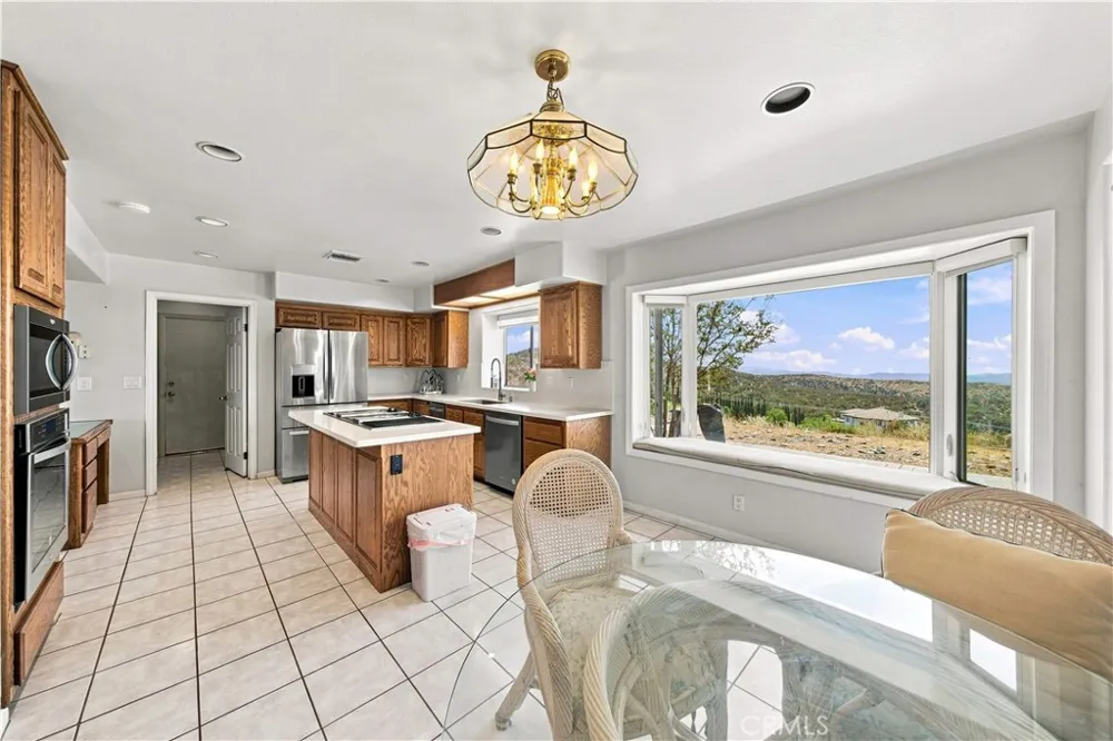 37550 Marondi Calimesa, CA 92320