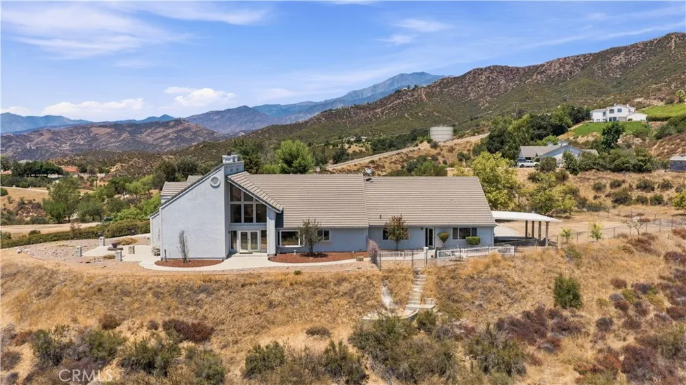 37550 Marondi Calimesa, CA 92320