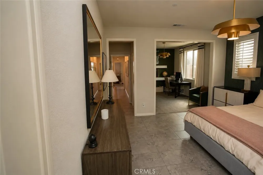 2750 Kings Canyon Drive Jurupa Valley, CA 92509