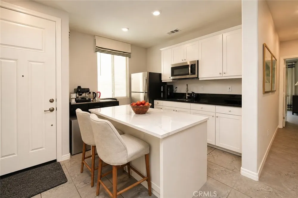 2750 Kings Canyon Drive Jurupa Valley, CA 92509