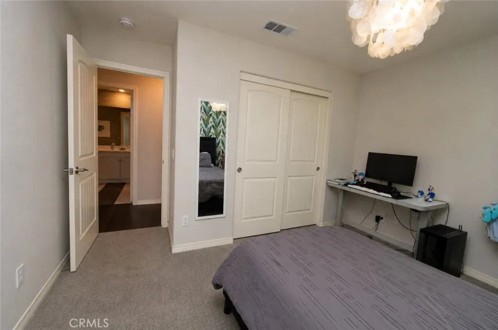2750 Kings Canyon Drive Jurupa Valley, CA 92509