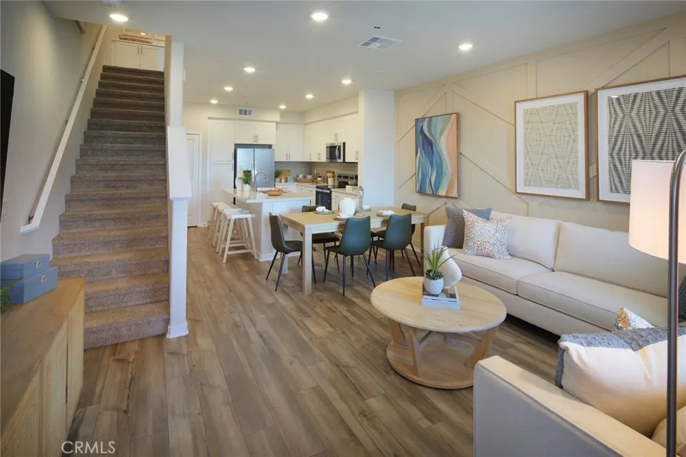 9552 Hannah Way Riverside, CA 92503