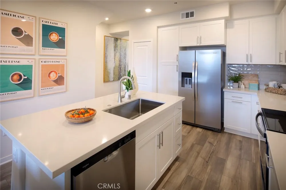 9552 Hannah Way Riverside, CA 92503
