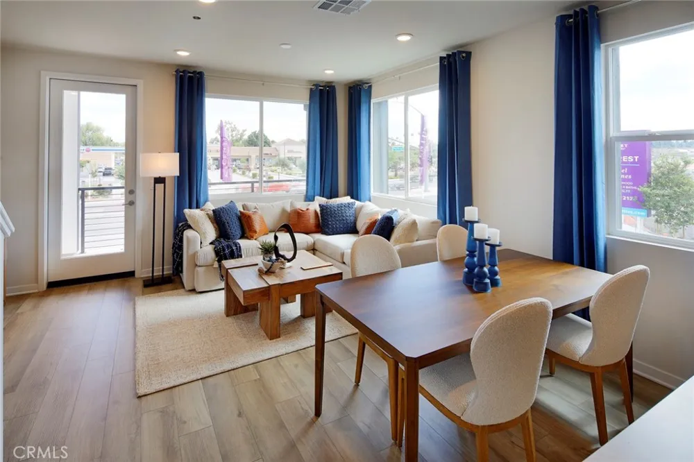 9549 Hannah Way Riverside, CA 92503