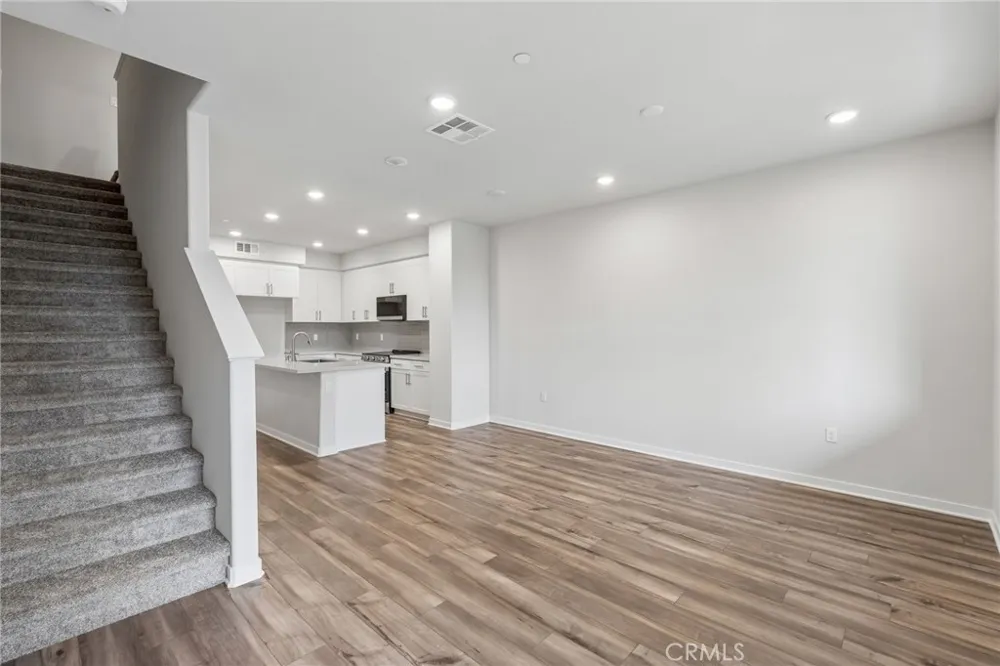 9549 Hannah Way Riverside, CA 92503