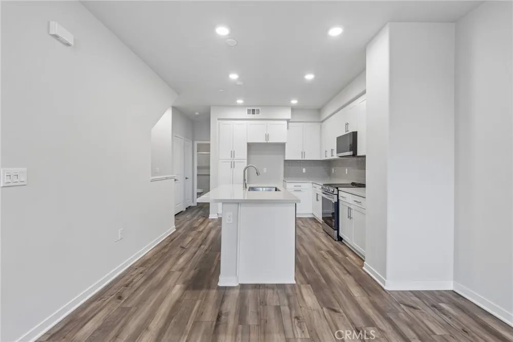 9549 Hannah Way Riverside, CA 92503