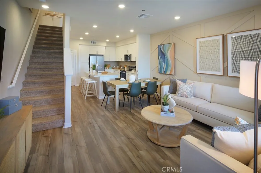 9545 Hannah Way Riverside, CA 92503