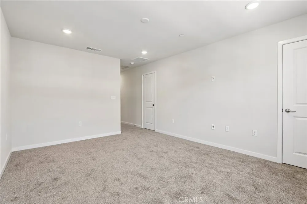 9563 Hannah Way Riverside, CA 92503