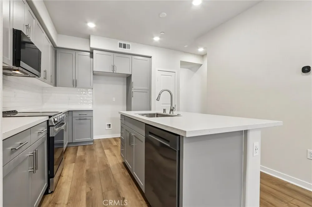 9563 Hannah Way Riverside, CA 92503