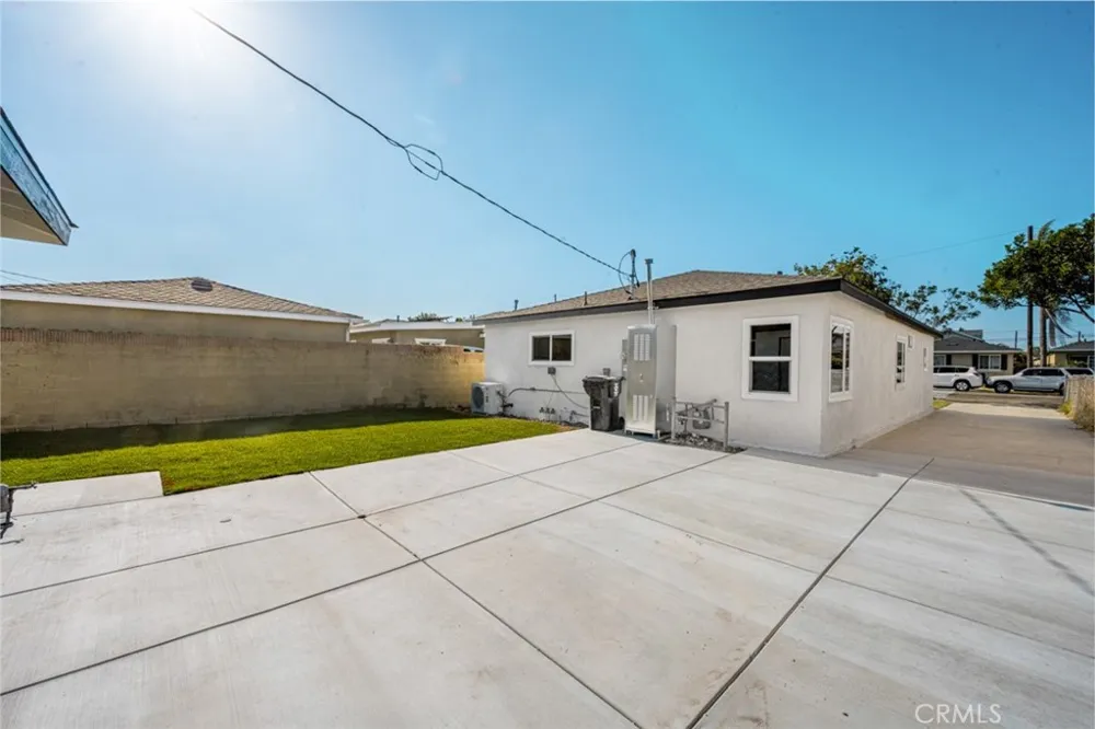 4122 W 162nd Lawndale, CA 90260