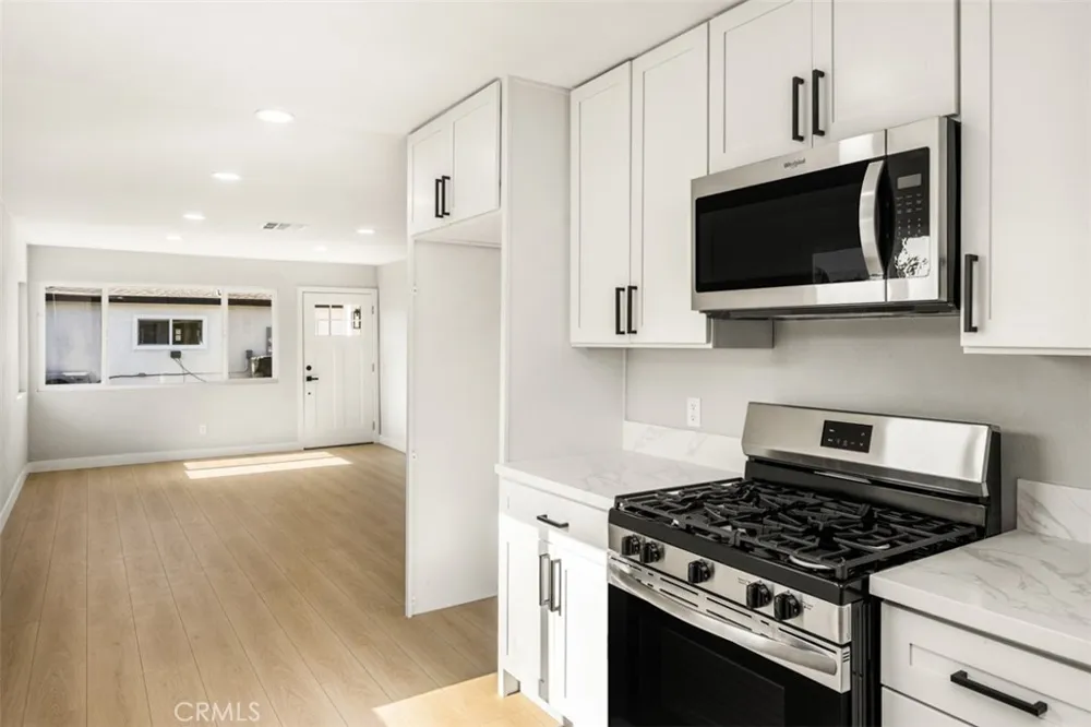 4122 W 162nd Lawndale, CA 90260