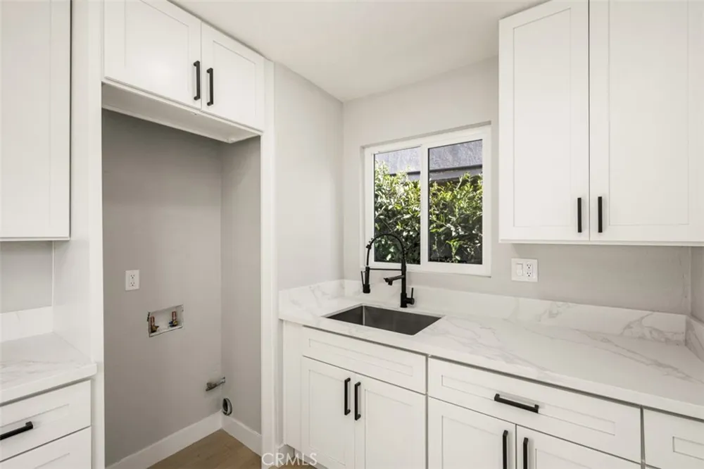 4122 W 162nd Lawndale, CA 90260